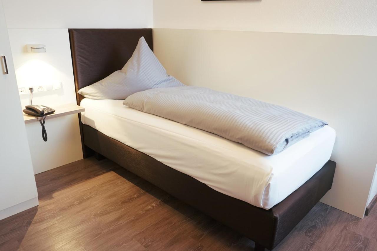 Hotel Am Ostpark Neubiberg Dış mekan fotoğraf