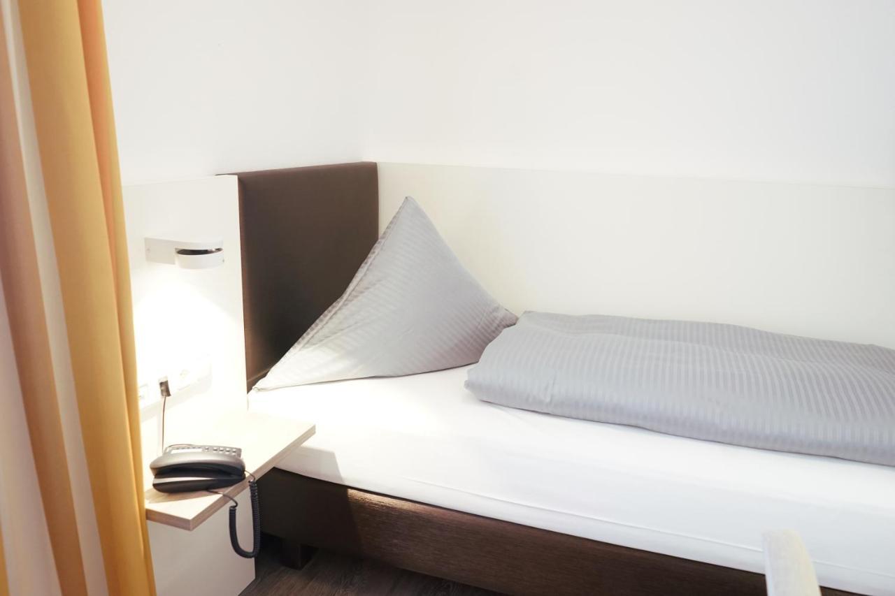 Hotel Am Ostpark Neubiberg Dış mekan fotoğraf