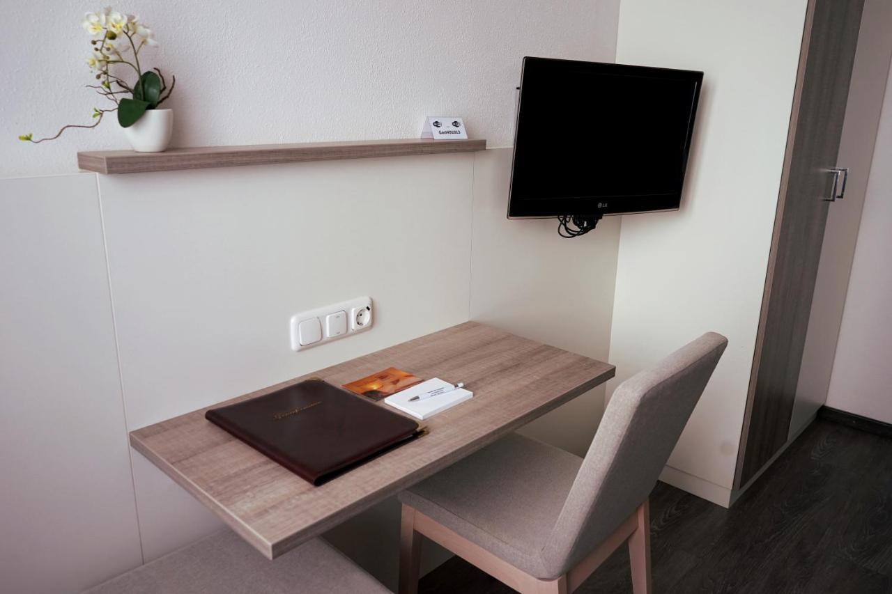 Hotel Am Ostpark Neubiberg Dış mekan fotoğraf